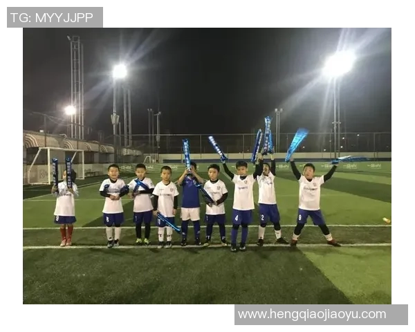 上海羽毛球队总决赛之路:拼搏与荣耀交织的奋斗历程 上海羽毛球队总决赛之路:拼搏与荣耀交织的奋斗历程