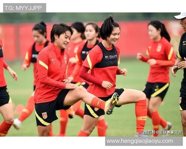 日本女足与英格兰女足激战正酣谁能在国际赛场上笑到最后