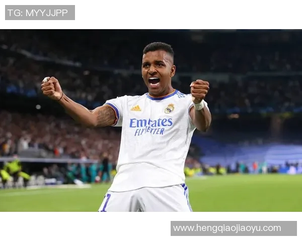 皇马与巴黎激战正酣比分悬念迭起引发球迷热议