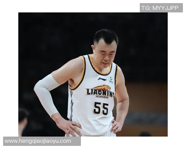 韩德君的篮球人生：从青涩少年到CBA传奇的奋斗历程与荣耀时刻