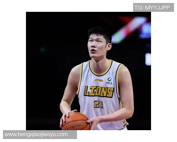 胡金秋:从青涩新星到CBA赛场的绝对核心,见证篮球梦想的成长与蜕变 胡金秋:从青涩新星到CBA赛场的绝对核心,见证篮球梦想的成长与蜕变