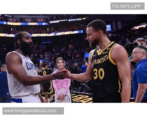 2017年快船与勇士精彩对决录像回顾及赛后分析