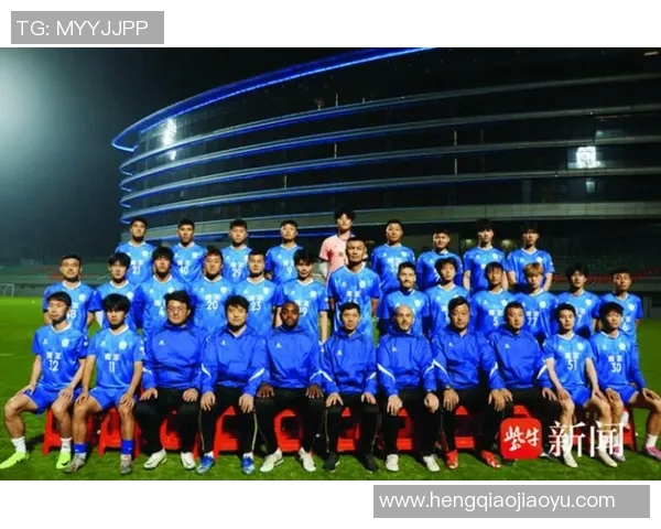 南京足球队的团队协作揭秘：如何在绿茵场上实现完美配合与默契合作