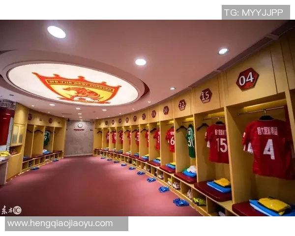 广州足球队的节奏探秘:从战术布局到球迷文化的全景分析MBA 广州足球队的节奏探秘:从战术布局到球迷文化的全景分析MBA