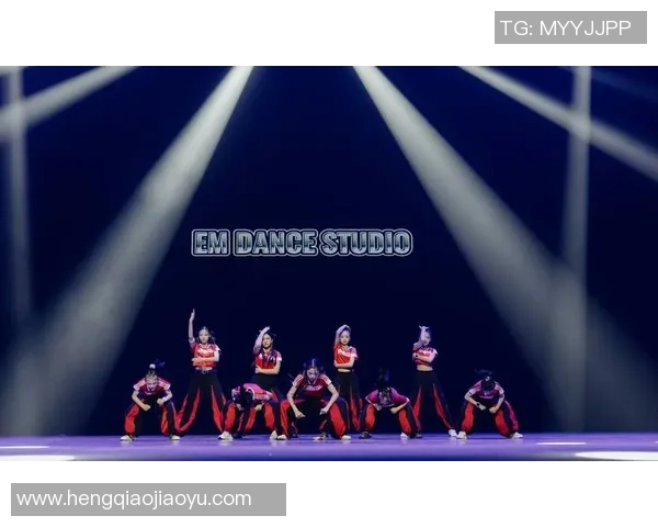 杭州街舞队灵活性引发热议舞者与观众的观点碰撞与思考MBA 杭州街舞队灵活性引发热议舞者与观众的观点碰撞与思考MBA